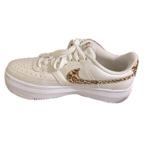 Nike Court Vision Alta Women’s Size 11